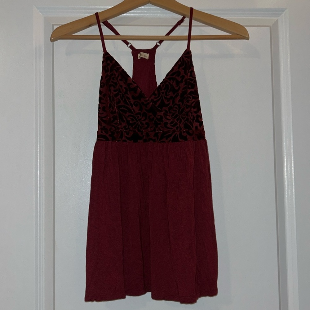 Women’s Hollister Velvet Design Tank Top size Small
